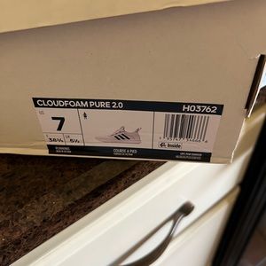 Adidas cloud foam tennis shoes